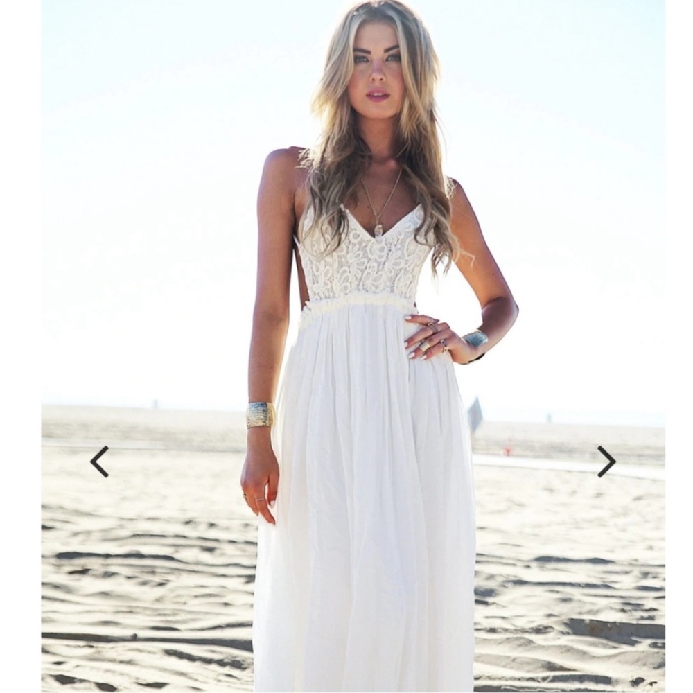 Miss Avenue White Lace Maxi Dress